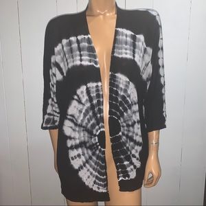 Black and white tie-dye kimono